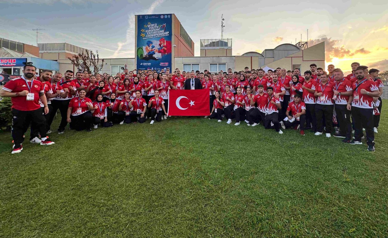 Genç Milli Takımımızdan İtalya'daki
Avrupa Şampiyonasında
50 Madalya