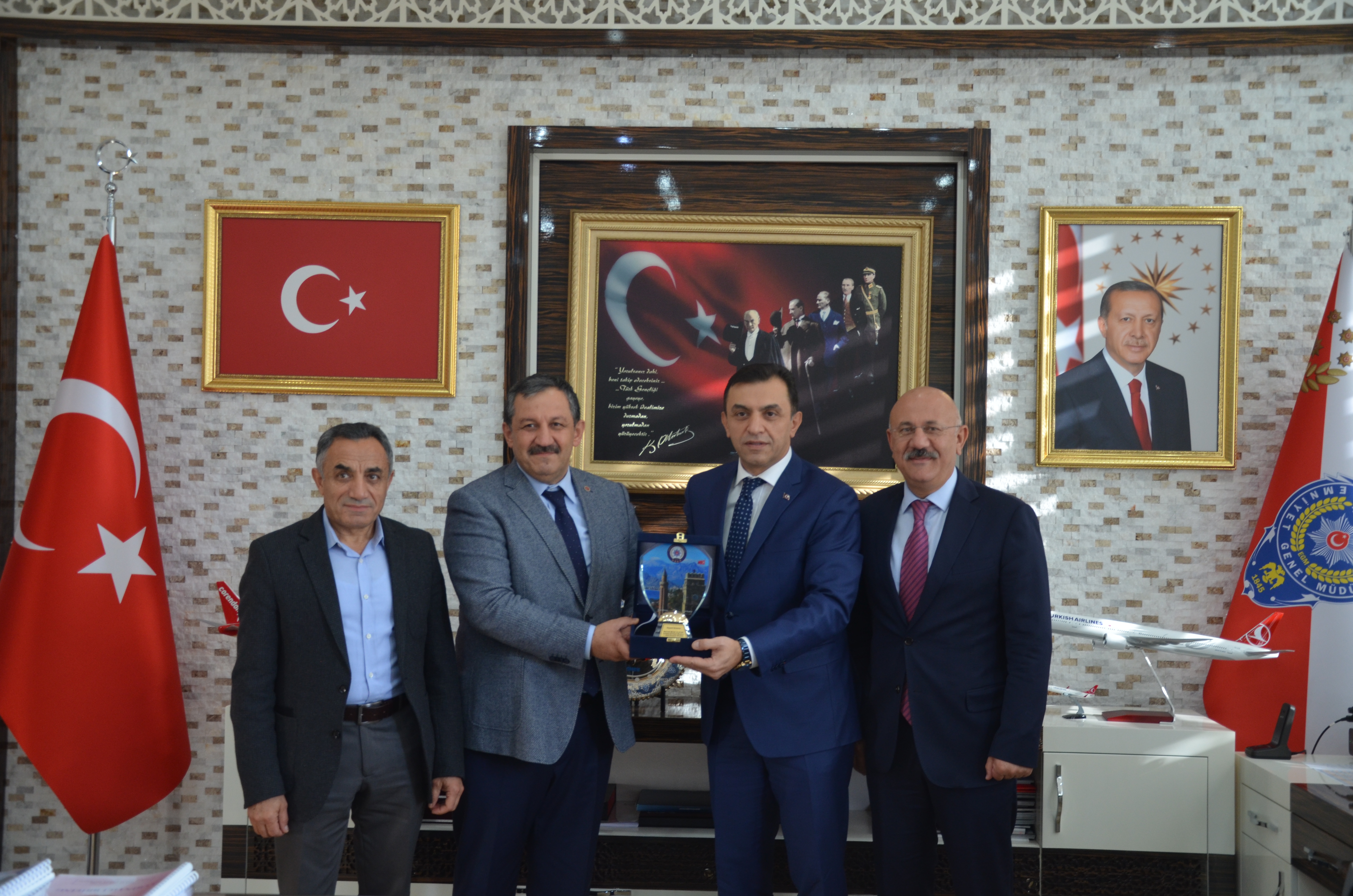 Federasyon Başkanımızdan Antalya İl Emniyet Müdürlüğüne ziyaret